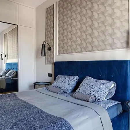 Appartement Golden - Great Location - Cozy And Bright&janapawla19