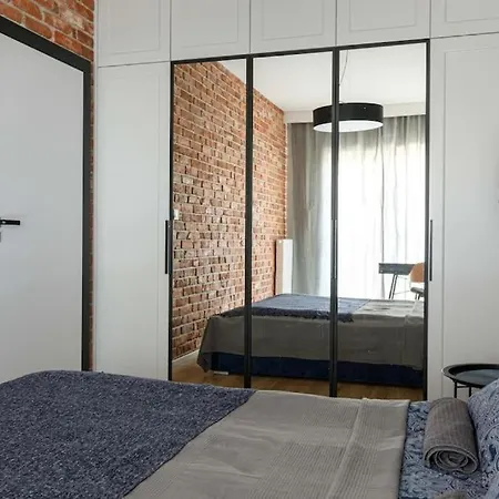 Golden - Great Location - Cozy And Bright&janapawla19 Wroclaw