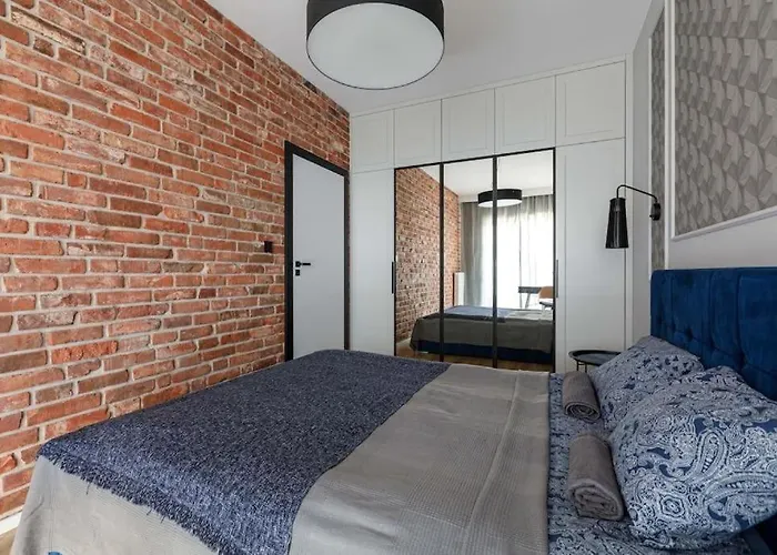 Close-golden - Great Location - Cozy And Bright&janapawla19