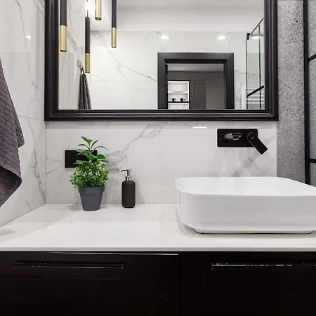 Golden - Great Location - Cozy And Bright&janapawla19 Appartamento